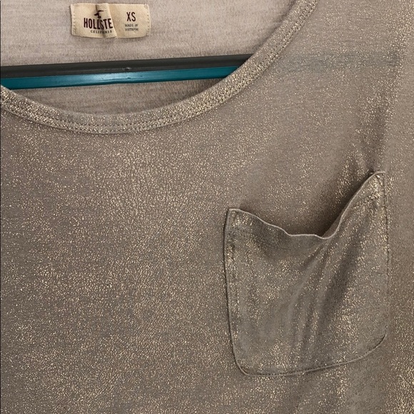 Hollister Gold Metallic Crop Top Size XS - Picture 3 of 6